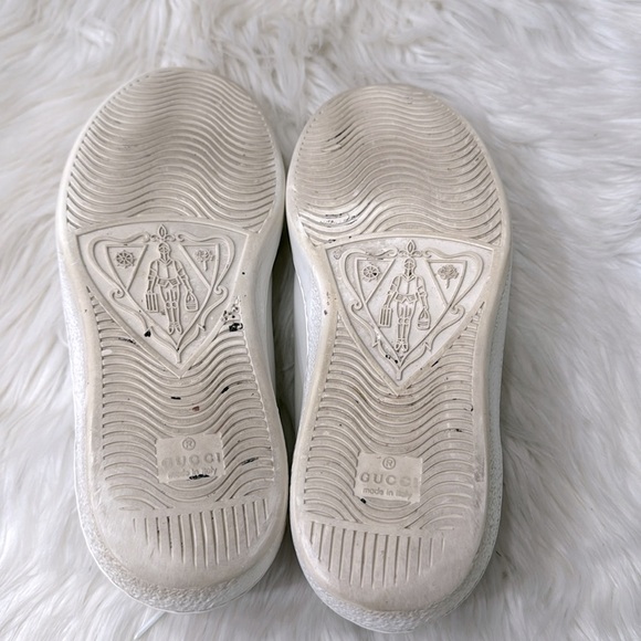 GUCCI Ace Perforated Leather Sneakers - Picture 13 of 14